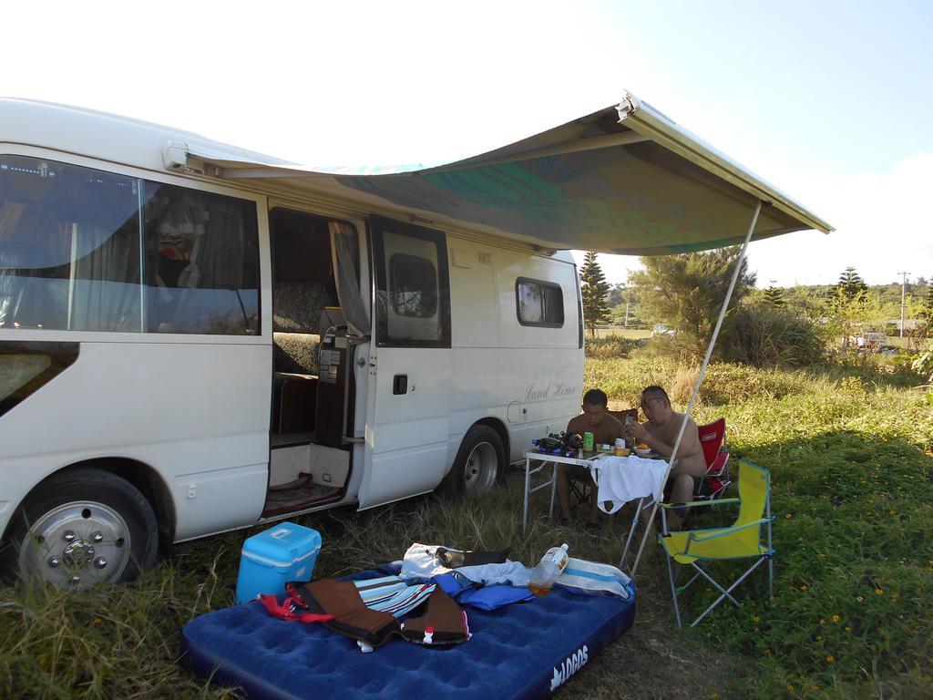 Kukuru Camping Hotell Miyakojima  Exteriör bild